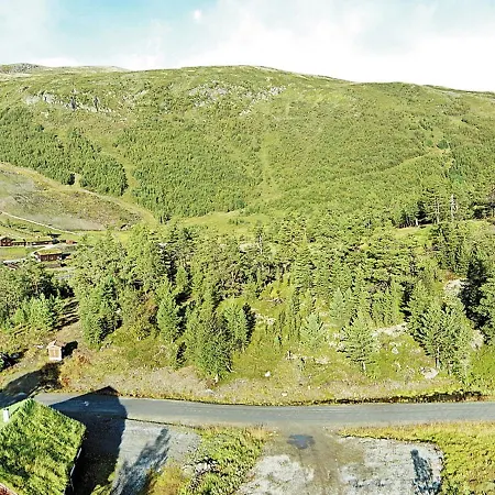 Three-bedroom Holiday In Tessanden 2 *